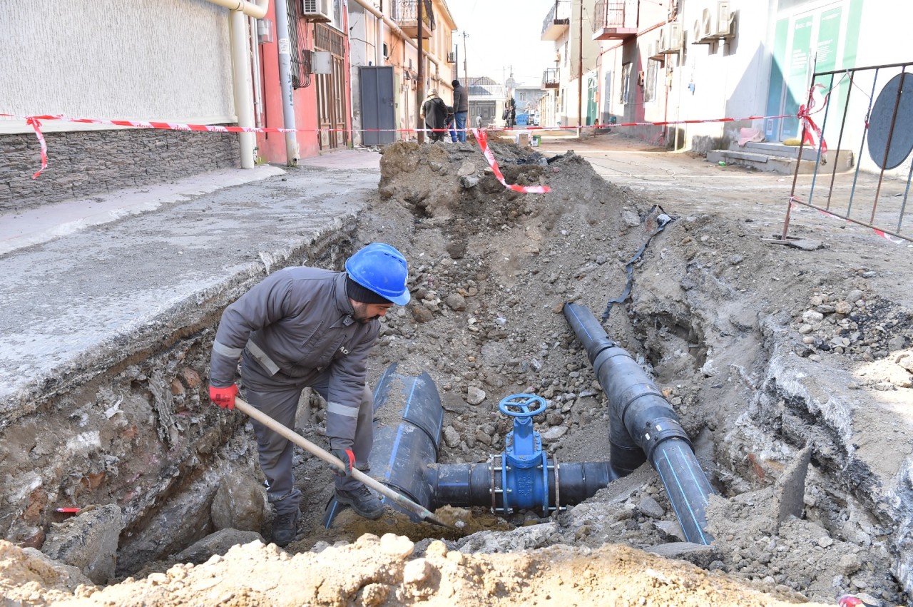 Bu rayonda içməli su xətti yenisi ilə əvəzləndi - FOTO/VİDEO